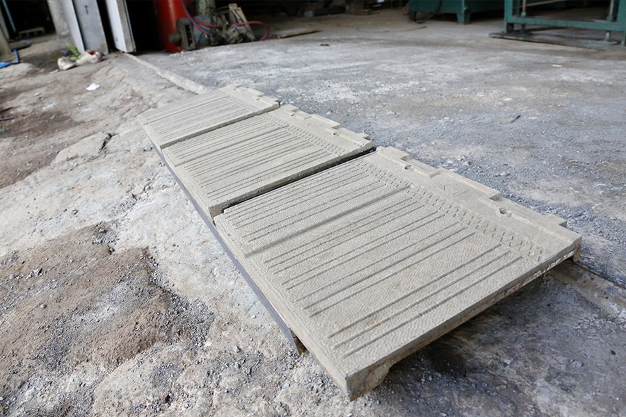 Mesin genteng beton, mesin genteng beton hidrolik, mesin genteng press Super Sonic Machinery WA: +62.811313603