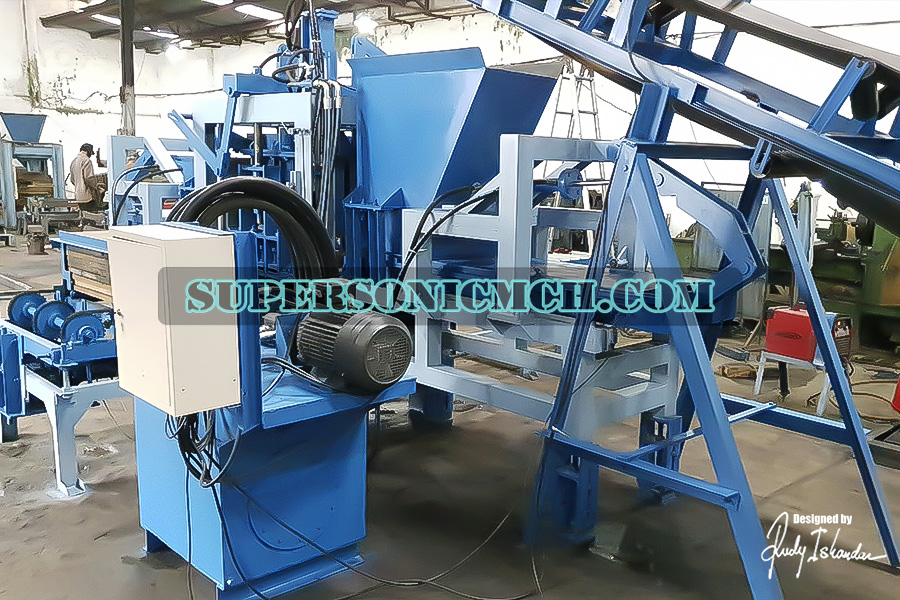 Mesin Paving dan Mesin Batako dan Mesin Kanstin , Super Sonic Machinery WA: +62.811313603